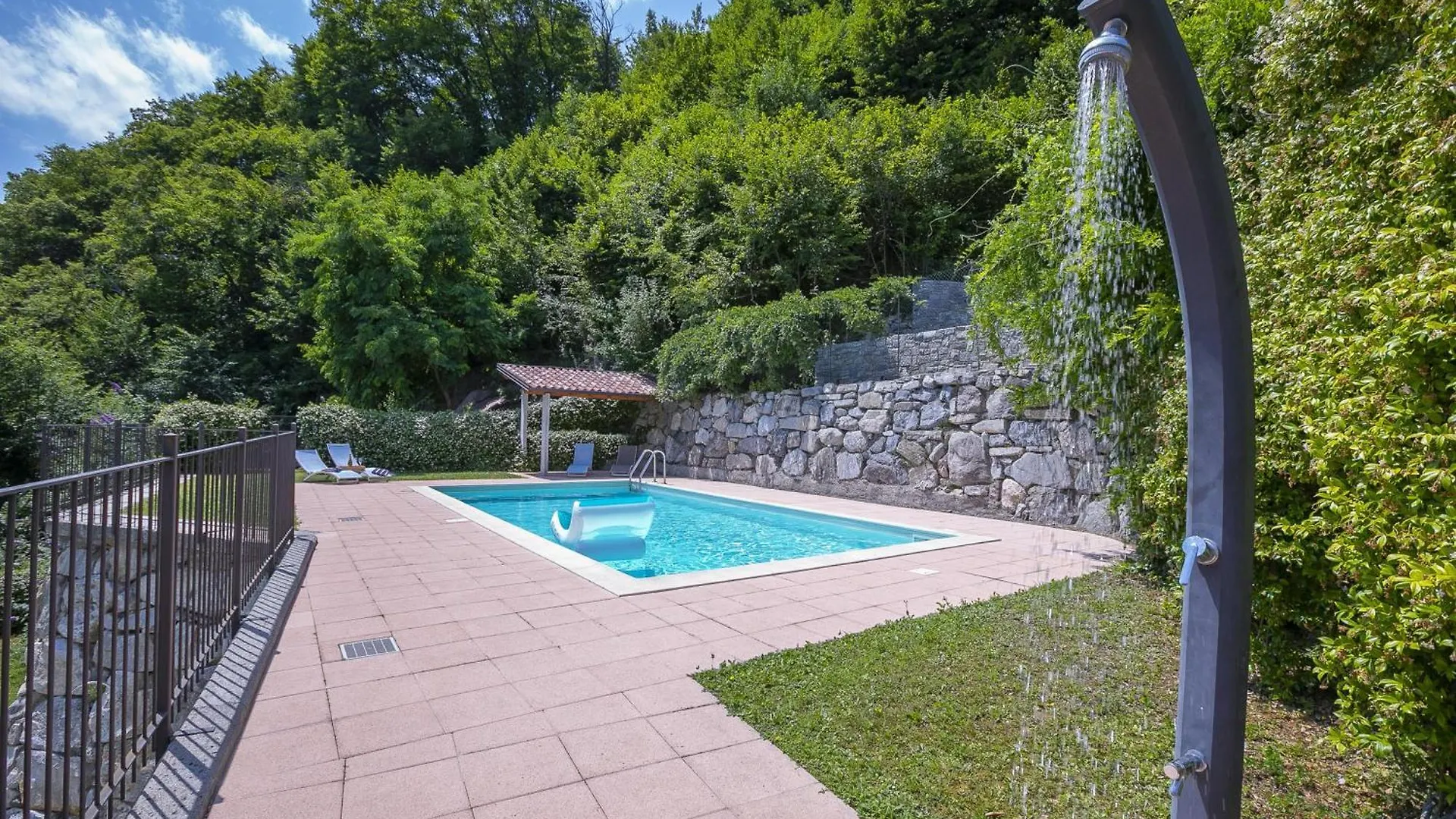 Parco Dei Cervi Terrazzo Apartment Plesio